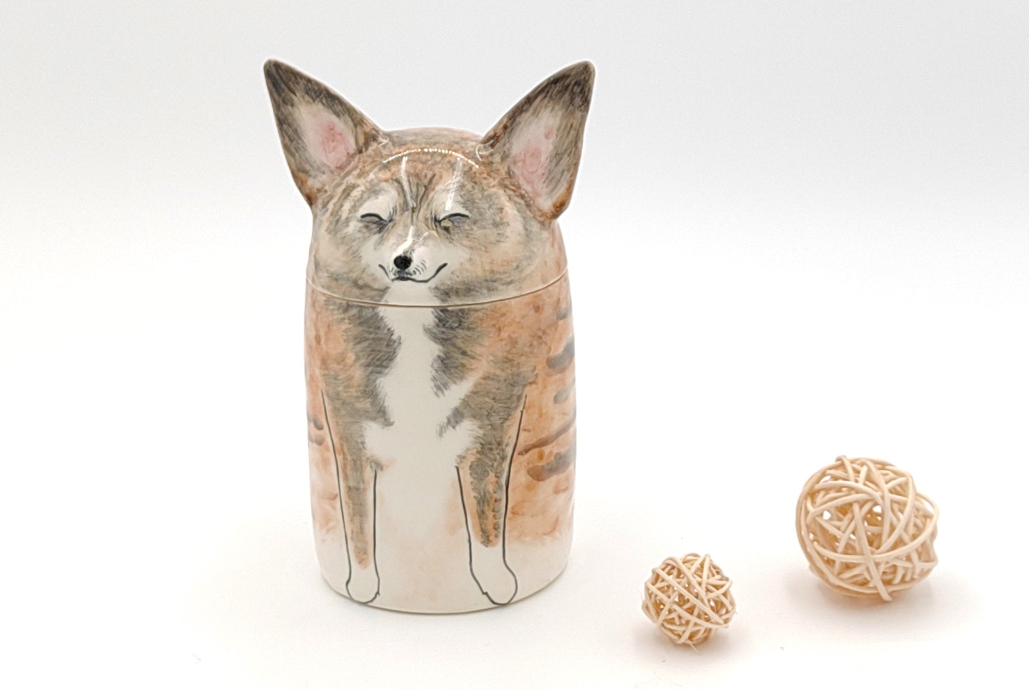 Customizable Memorial Urn for Dogs: The "Always Near" Keepsake